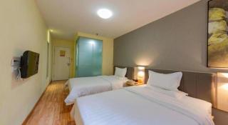 7 Days Inn Wuhan Hanzheng Street Shengli Road Metro Station - Wuhan - 2