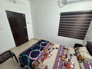 Golden Heights Apartments - 2