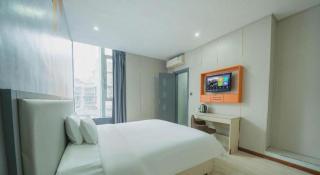 Pai Hotel Guiyang Daximen West Zhongshan Metro Station - Guiyang - 4