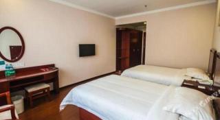 GreenTree Inn Qinhuangdao Peace Avenue Express Hotel - Qinhuangdao - 3