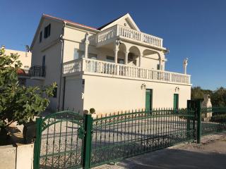 Villa Valic - Appartements mit Meerblick - Okrug Donji - 9