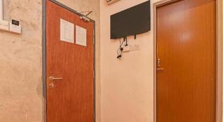 OYO 90662 The 1975 Hotel - 6