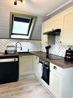 Arawn 4 - Dog friendly - Perthshire - Family - Almondbank - 6