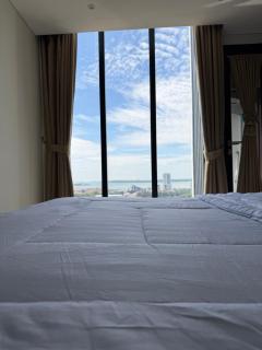 Pollux Habibi Studio Sea View - Batam Center - 1