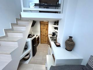 Babatseratsi skyrian studio 2 - 5