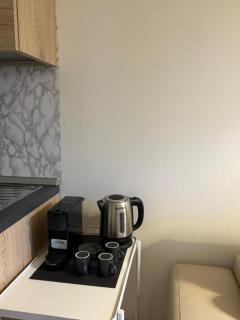 Crossroads Apartment - - 6