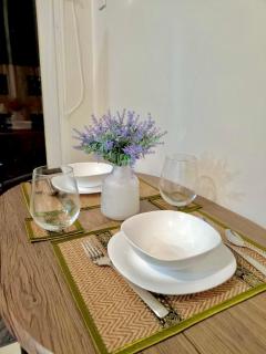 Studio unit with balcony and Unlimited WIFI - 9