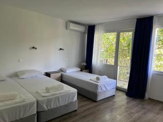 Морска База Даскалов # Daskalov Seaside Holiday Home - Saints Constantine and Helena - 9