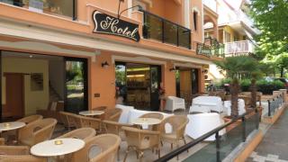 Hotel Vienna - Misano Adriatico - 0