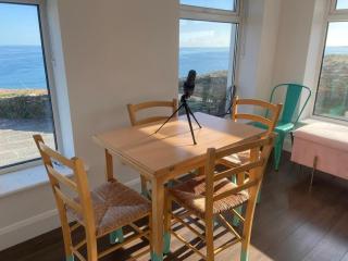 Secluded holiday home with incredible sea views - Donoure - 4