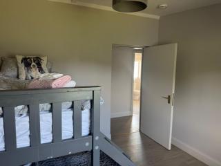 GL farm and stables guest house - - 9