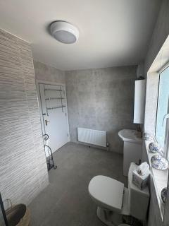 GL farm and stables guest house - - 4
