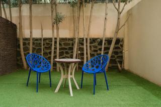 820 · 2BR Townhouse 2 Queen Beds Backyard - 0