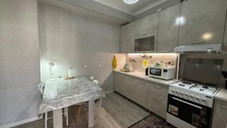 Charm 2 bedroom apt in the heart of the city - 6