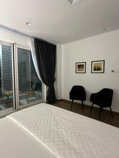 SuiteOne Penta - 10 Min To Airport - Lahore - 4