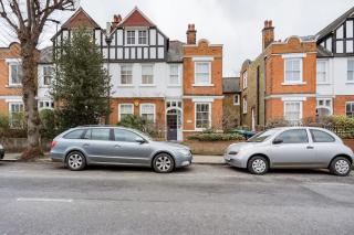 Large room with private kitchen near Kingston University - Kingston upon Thames - 3