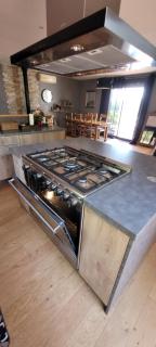 Dans la nature, villa de Standing avec piscine chauffée, jaccusi extérieur - 7