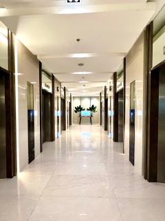 Cosy Deluxe Flat with Balcony near MOA - Manila - 6