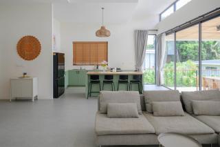 Tropical Peaceful Poolside Retreat by Sea N' Rent - Ko Phangan - 1