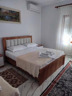Guest House Zotkaj - Berat - 6