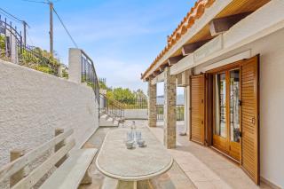 Υπέροχη κατοικία στο Μαρμάρι με φανταστική θέα ! - 1