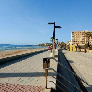 Spacious casa para 9 personas y en primera línea del mar - Oropesa del Mar - 0