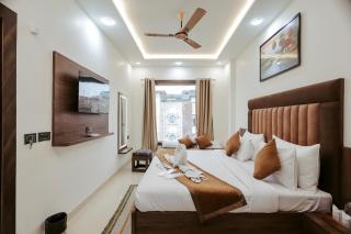 Hotel The SS Grand Near Taj Mahal - Agra - 2