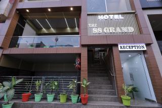 Hotel The SS Grand Near Taj Mahal - Agra - 8