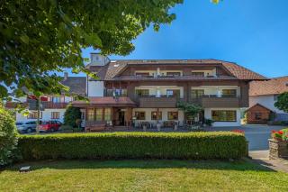 Hotel Restaurant Vinothek LAMM - Bad Herrenalb - 5
