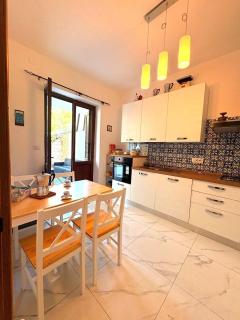 Villa with beautiful sea view - Porto Alabe - 7