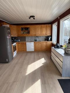 Landlig hytte med jacuzzi - Lyngdal - 2