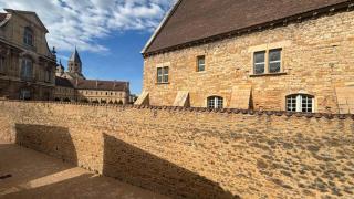 L'Abeille Du Moulin - 8