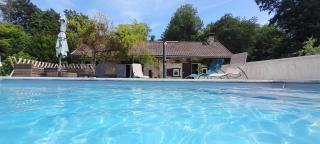 Gîte La Bergerie et sa piscine chauffée - - 9
