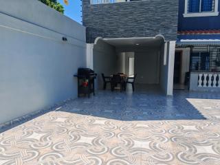 Villa Oasis - Luxury Retreat, Pool, Jacuzzi, BBQ, AC, Fast Wi-fi, Chefs Kitchen - Mandinga - 3