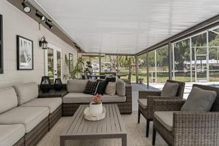 Designer Pet-Friendly Retreat with Heated Pool home - Ocala - 4