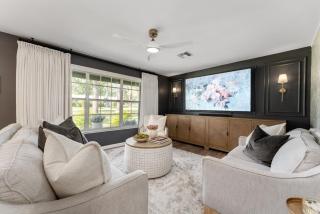 Designer Pet-Friendly Retreat with Heated Pool home - Ocala - 1