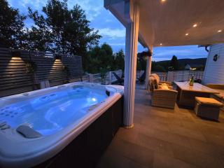 Sommerferie egen båt ,jacuzzi, bålpanne og grill,ukesleie i juli - Asker - 1