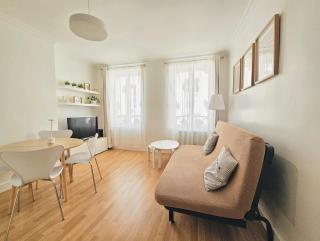 Cozy & Modern apartment l RER 20min to Paris Center - 7