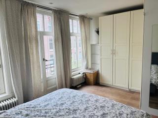 Cozy museum area home - 5