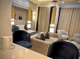 Spacious Penta Square Apartment Family-Friendly Stay in DHA 5 Lahore - Lahore - 4