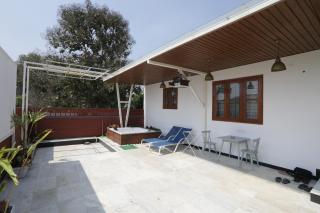 Indigo - 1BHK Villa Jacuzzi Restohome - Denkanikota - 8