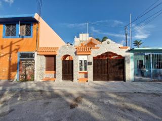 Casa para 18 personas con AC, cocina y a 10 min de la Playa - 2