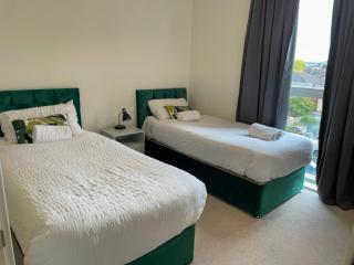 Spacious Erith Apartment - Erith - 1