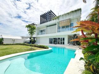 Blue Sky Villa Cemagi - Dalung - 9