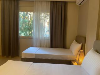Rumar Hotel - Durrës - 8