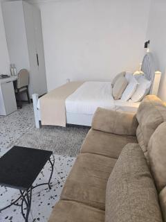 4PS House Getaway Suites - 3