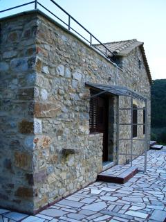 VillaLas - Traditional Stone House in Vathi of Mani - Vathi - 3