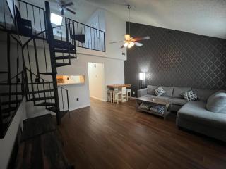 Charming 2-bedroom townhome in brilliant Baton Rouge minutes from LSU - 3