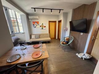 Sunny hill Apartment - Golem - 3