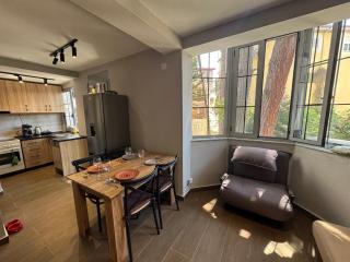 Sunny hill Apartment - Golem - 7